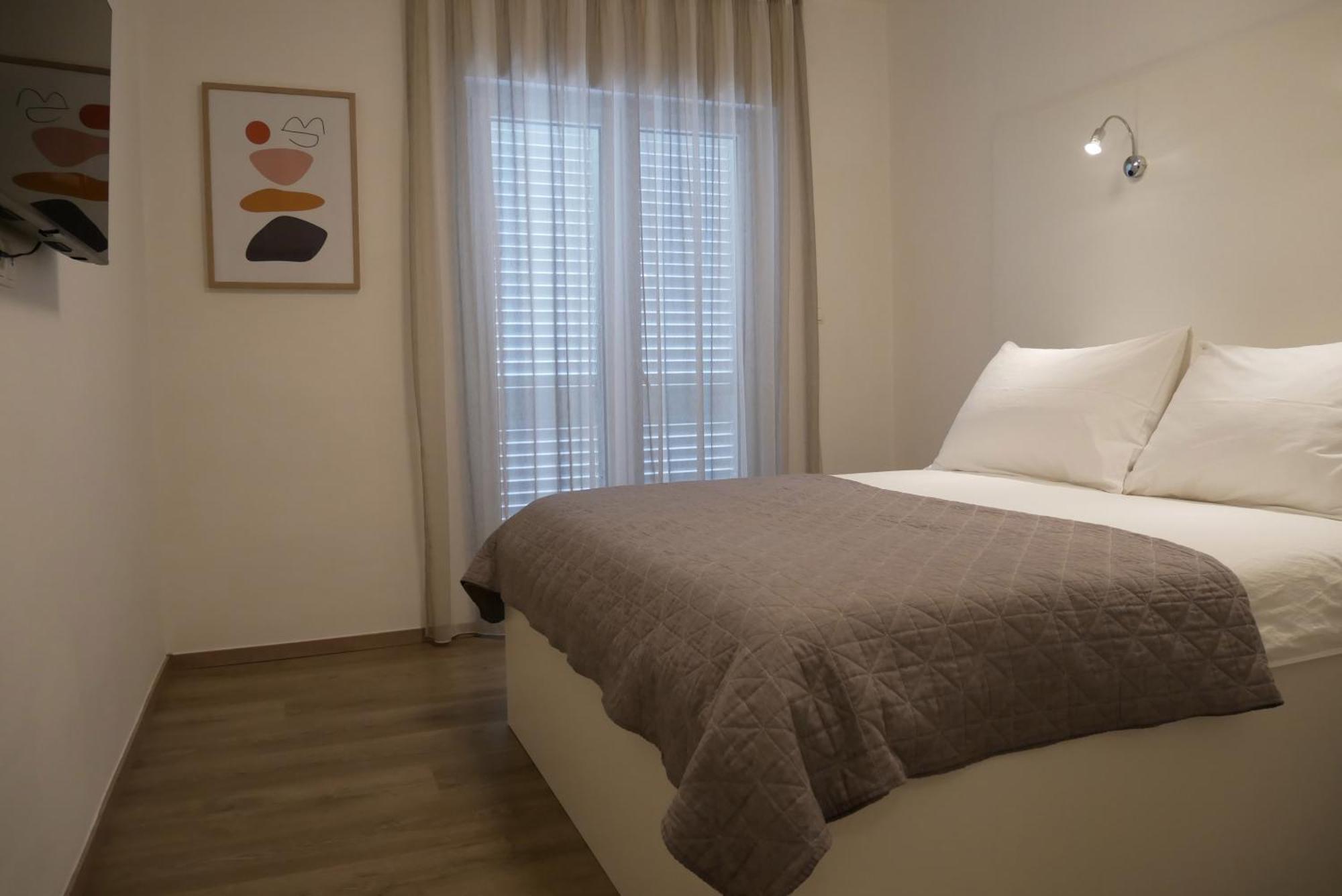 House Juric Apartman *
