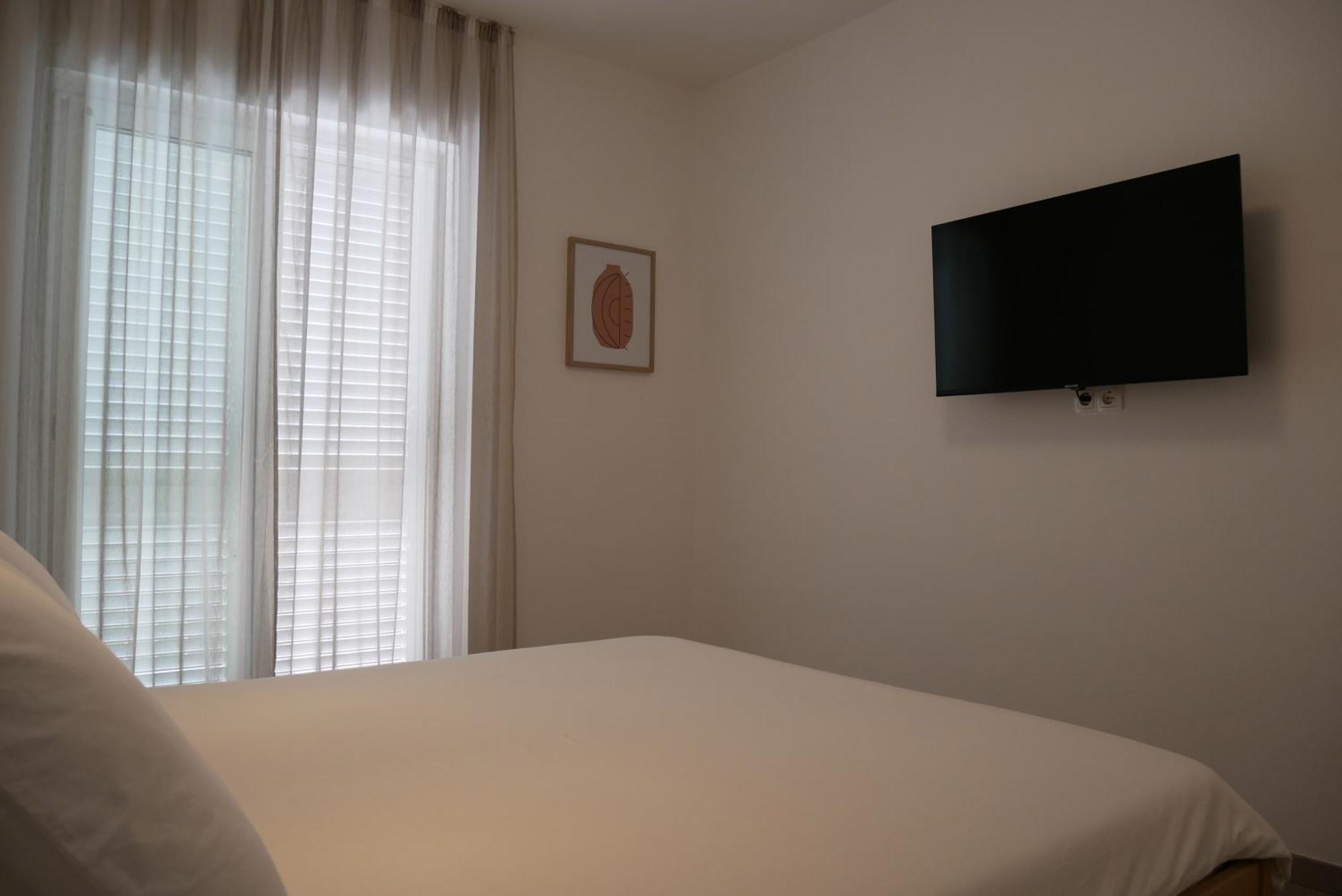 House Juric Apartman *