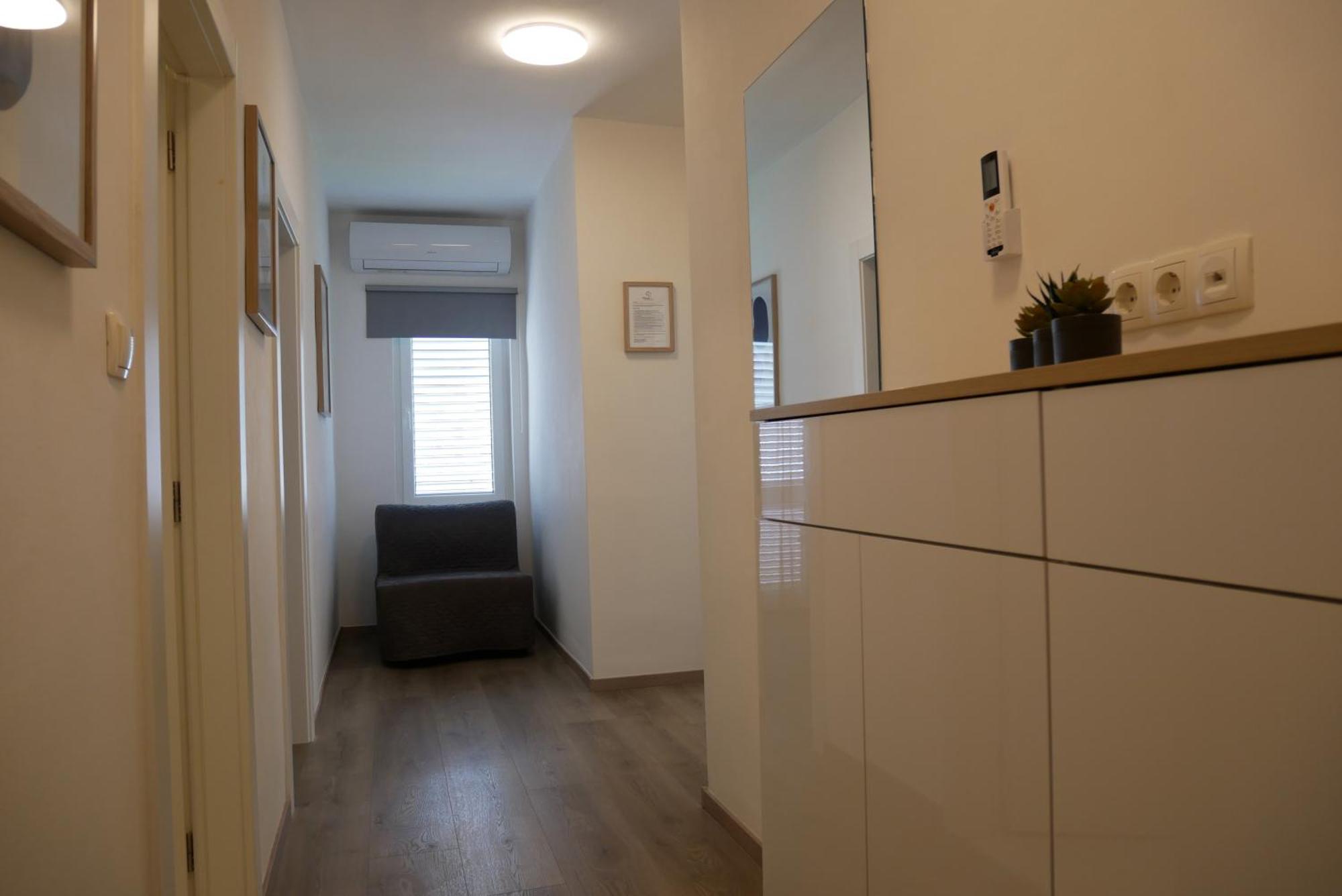 House Juric Apartament Primošten